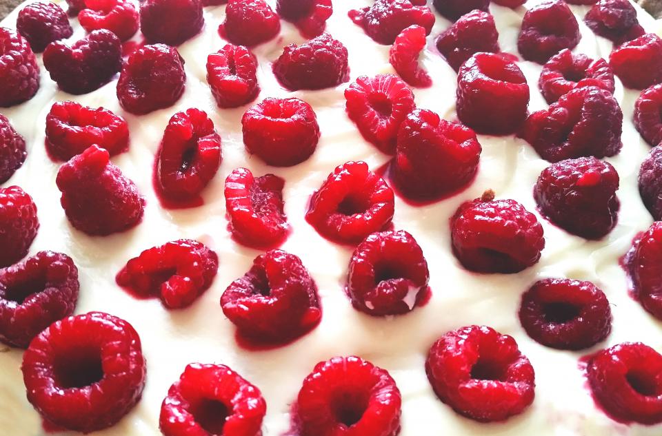 Up to 20% off cakes and cookies